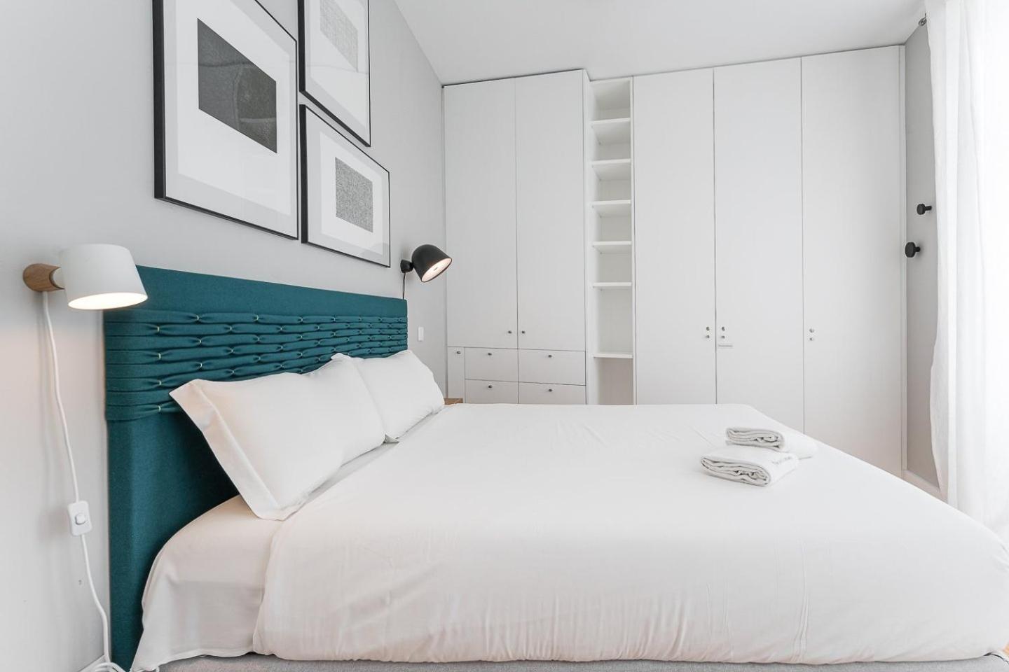 Guestready - Colorful Apt Near Agosto Station Porto Luaran gambar
