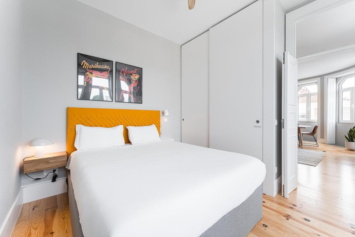 Guestready - Colorful Apt Near Agosto Station Porto Luaran gambar